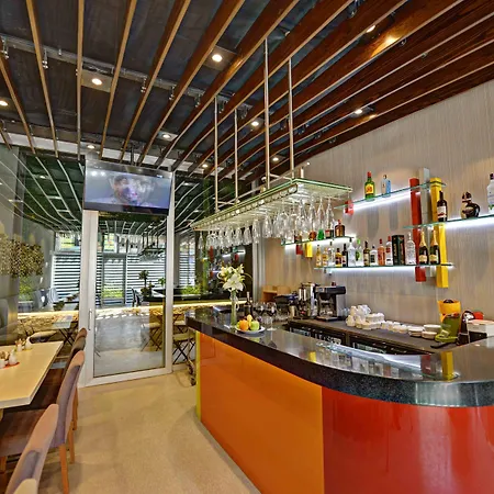 Отель All Inn Hotel