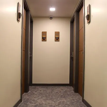 All Inn Hotel Стамбул